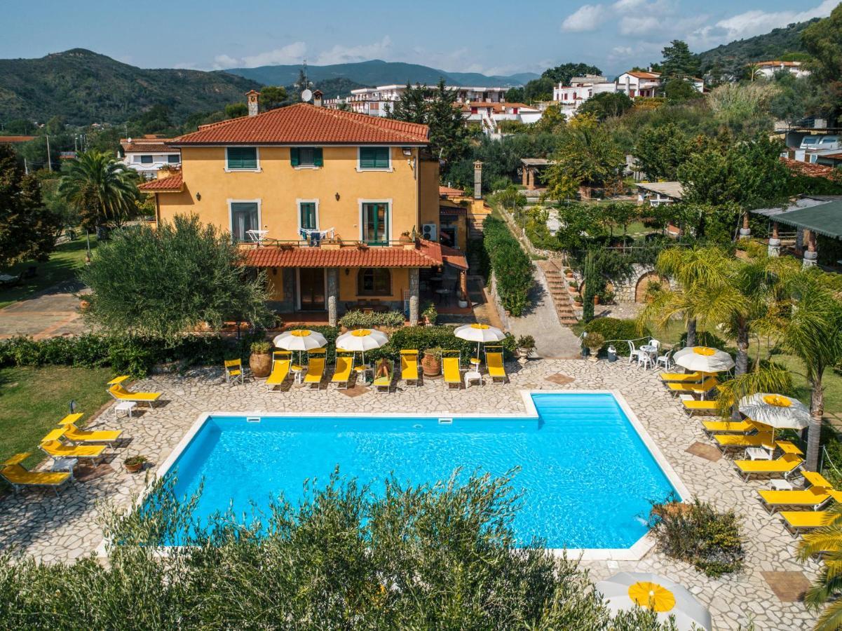 Residence E B&B Villamirella Палинуро Екстериор снимка