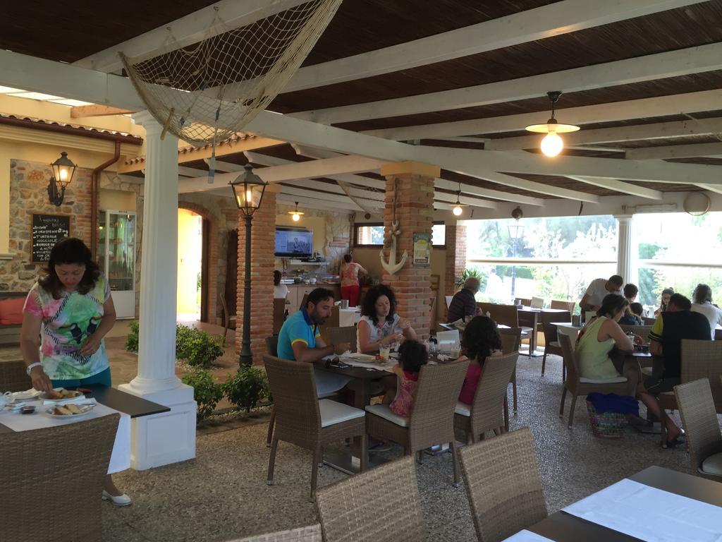 Residence E B&B Villamirella Палинуро Екстериор снимка